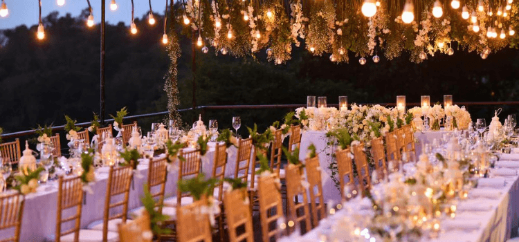 Make the Mood: A Simple Wedding Decor Checklist to Help With