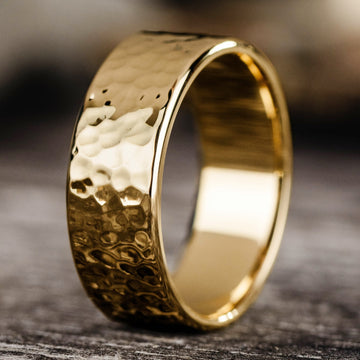 ::Shown in 10k Yellow Gold | 8mm Wide