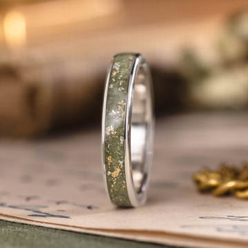 :: Shown in 4mm Wide | White Gold