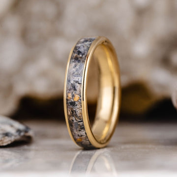 :: Shown in 4mm Wide | Yellow Gold