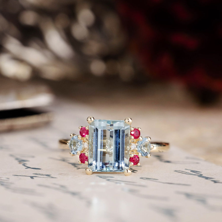 Aquamarine Engagement Rings | Ocean-Inspired Serenity