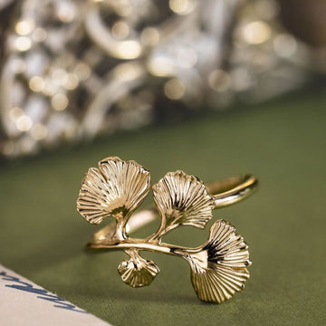the-bellwyn-nature-inspired-ginkgo-gold-ring