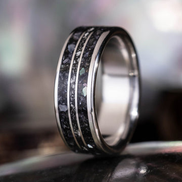 :: Shown in 8mm Wide | White Gold