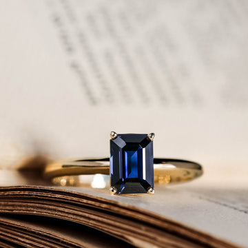 the-grace-emerald-cut-natural-blue-sapphire-engagement-ring