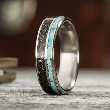 :: Shown in 7mm Wide | Titanium