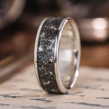 :: Shown in 8mm Wide | Silver