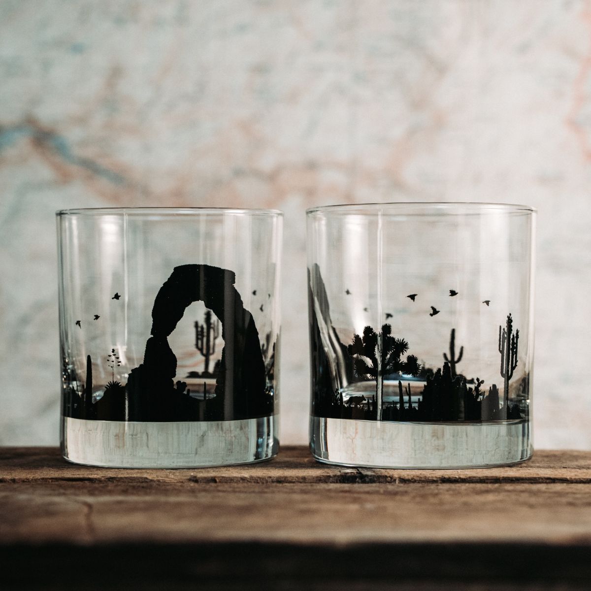 Black Lantern Whiskey Glasses – Forest Landscape Cocktail Glasses - Set of  2 Glasses - Old Fashioned Rock Glass Set - 11oz. Tumbler Glass