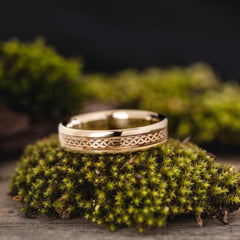 Rustic & Main's Guide to Designing a Custom Men's Wedding Band