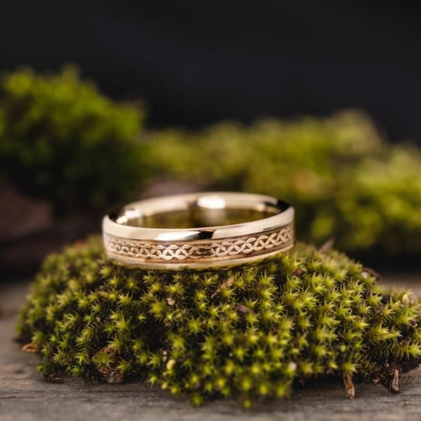 Rustic & Main's Guide to Designing a Custom Men's Wedding Band
