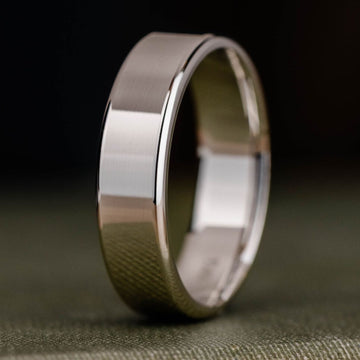 ::Shown in 6mm Wide | White Gold