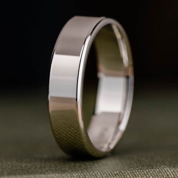 ::Shown in 6mm Wide | White Gold
