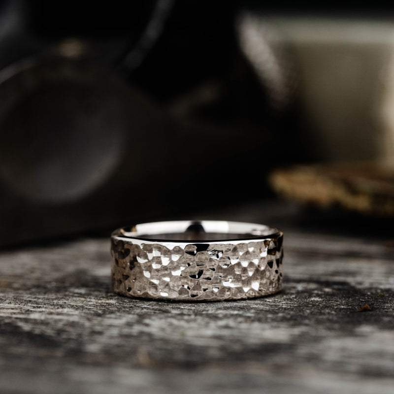 ::Shown in 10k White Gold | 8mm Wide