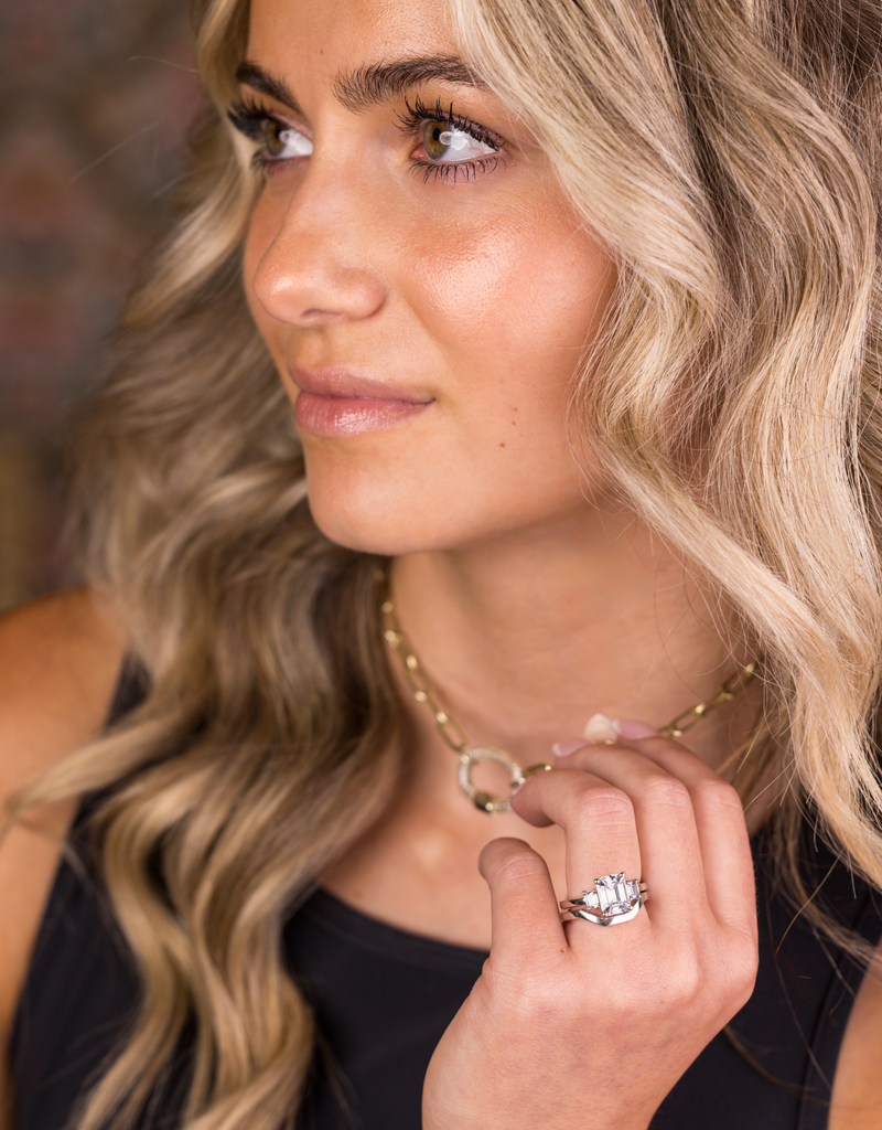 Sleek Gold Contour Band for Emerald-Cut Rings