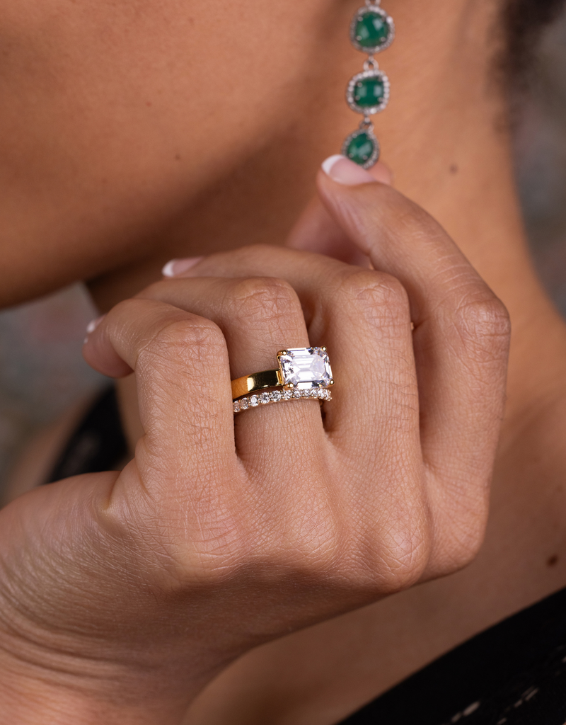 Diamond Shared-Prong Stackable Band