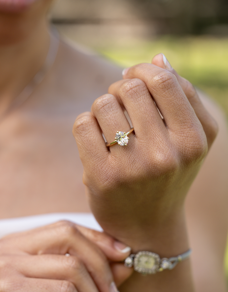 Oval Diamond Solitaire