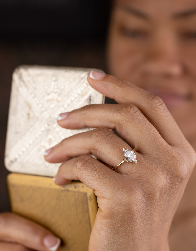 Dutch Marquise Diamond with Round Accents
