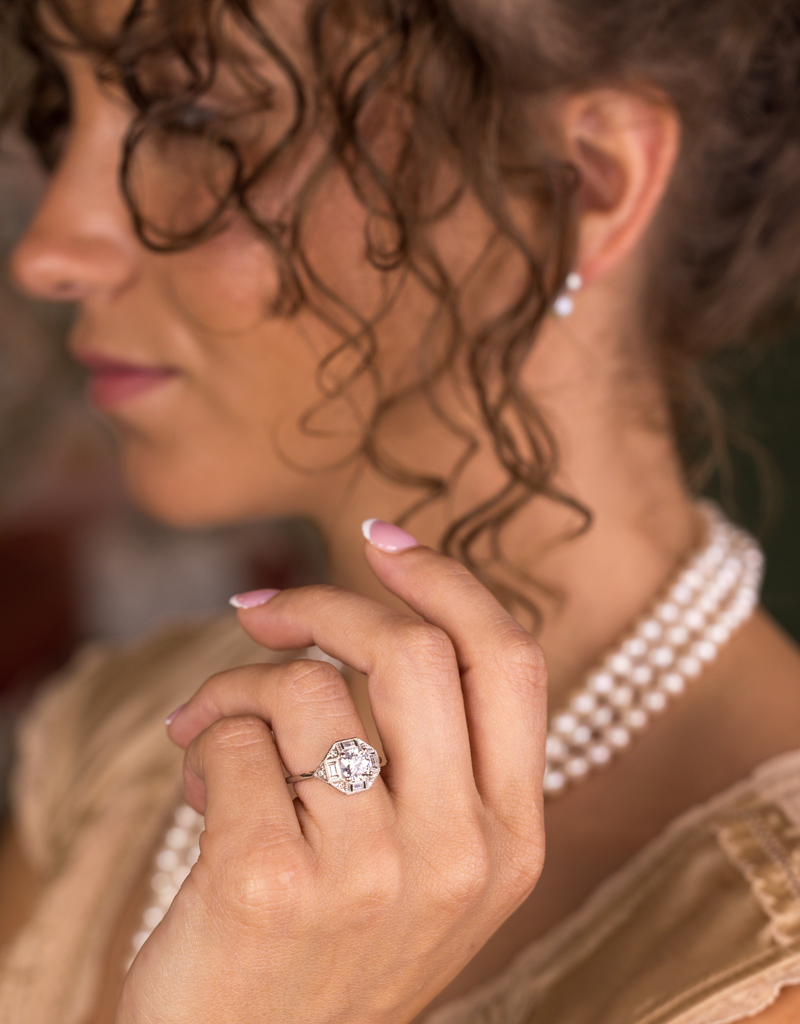 Round Diamond with Milgrain & Baguette Accents