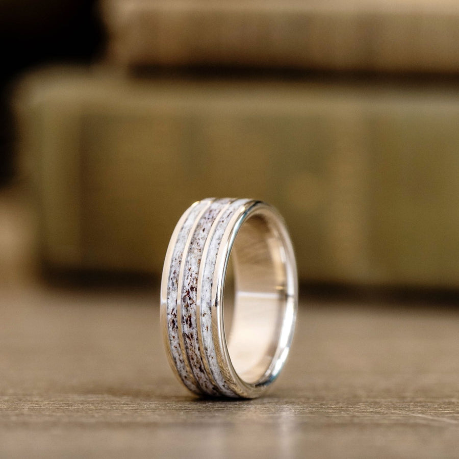 :: shown in 14k White Gold | 8mm wide
