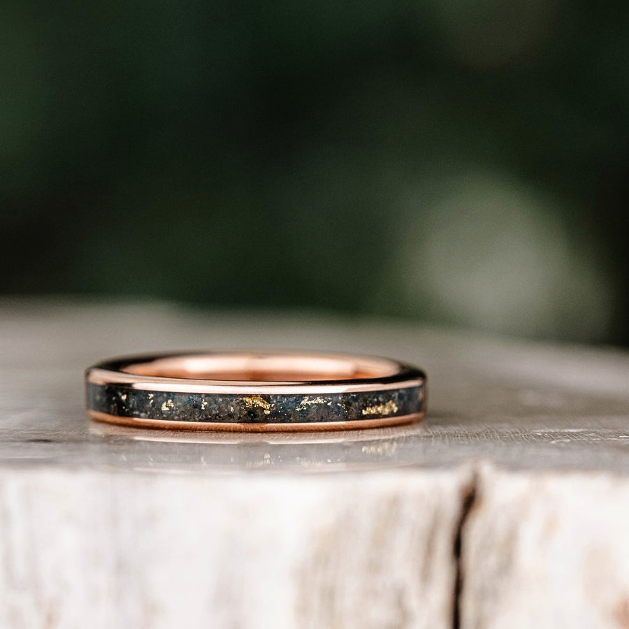 ::Shown in 10K Rose Gold | 3mm Wide. Actual product is 10K Yellow Gold, 4mm wide