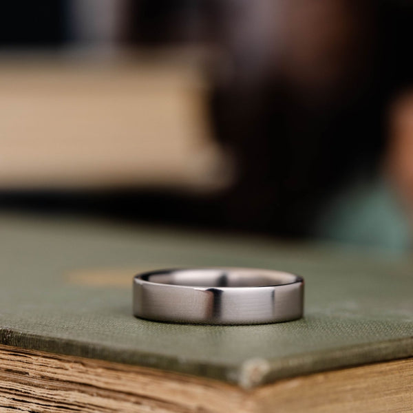 Engravable Simple Black Rings For Couples In Titanium