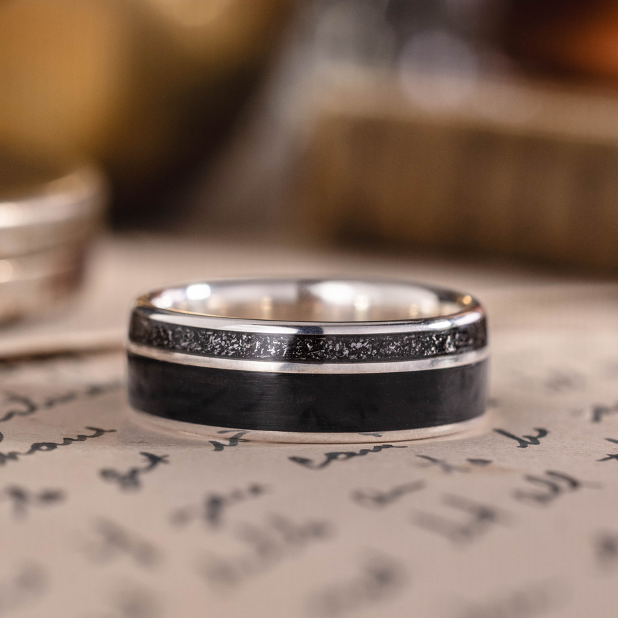:: Shown in 8mm | Silver 