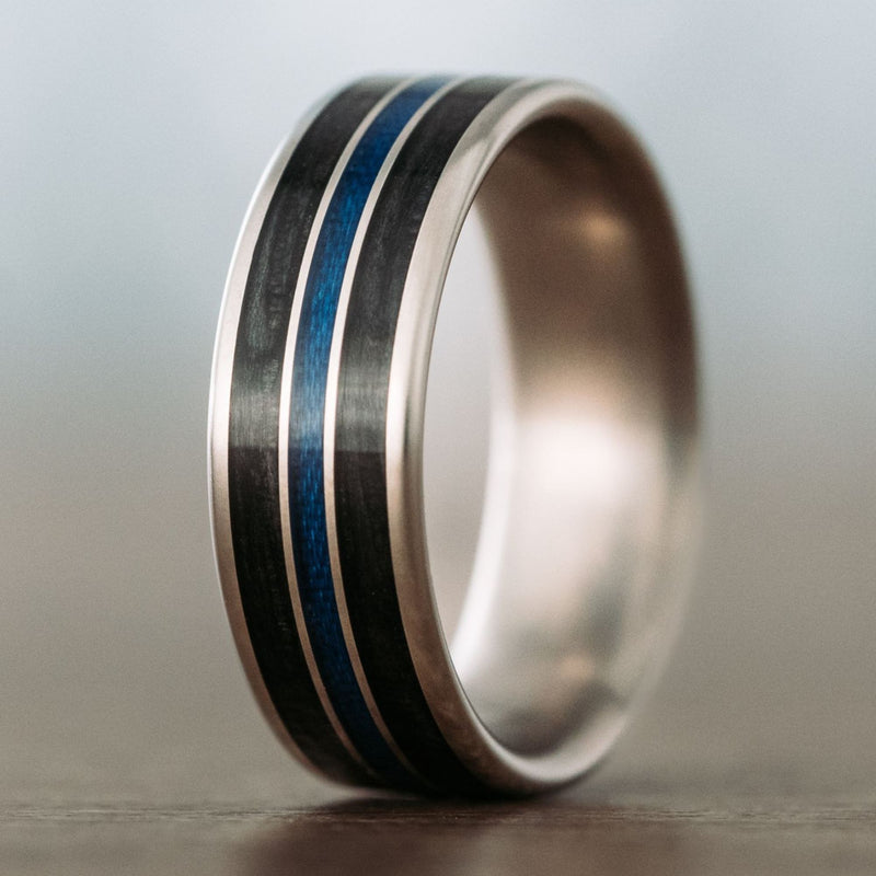 Qalo Men's Thin Blue Line Pinstripe Silicone Ring QS9-MPL - Beré Jewelers