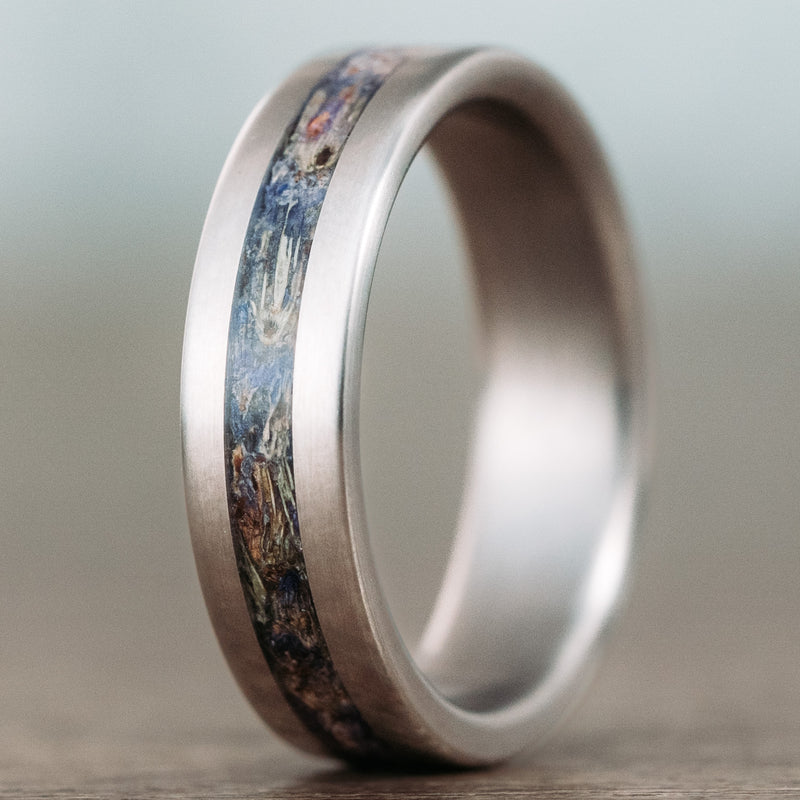 (In-Stock) The Impressionist - Titanium Floral Ring with Provence Lavender - Size 10.25 | 6mm Wide