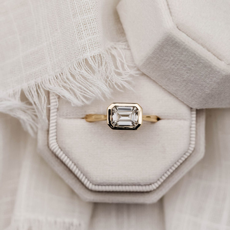 :: The Adeline Engagement | Yellow Gold 