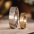 :: Shown in Men’s 7mm White Gold | Women’s 4mm Wide Yellow Gold
