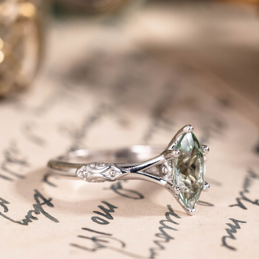 amdir-engagement-ring-marquise-green-sapphire_4