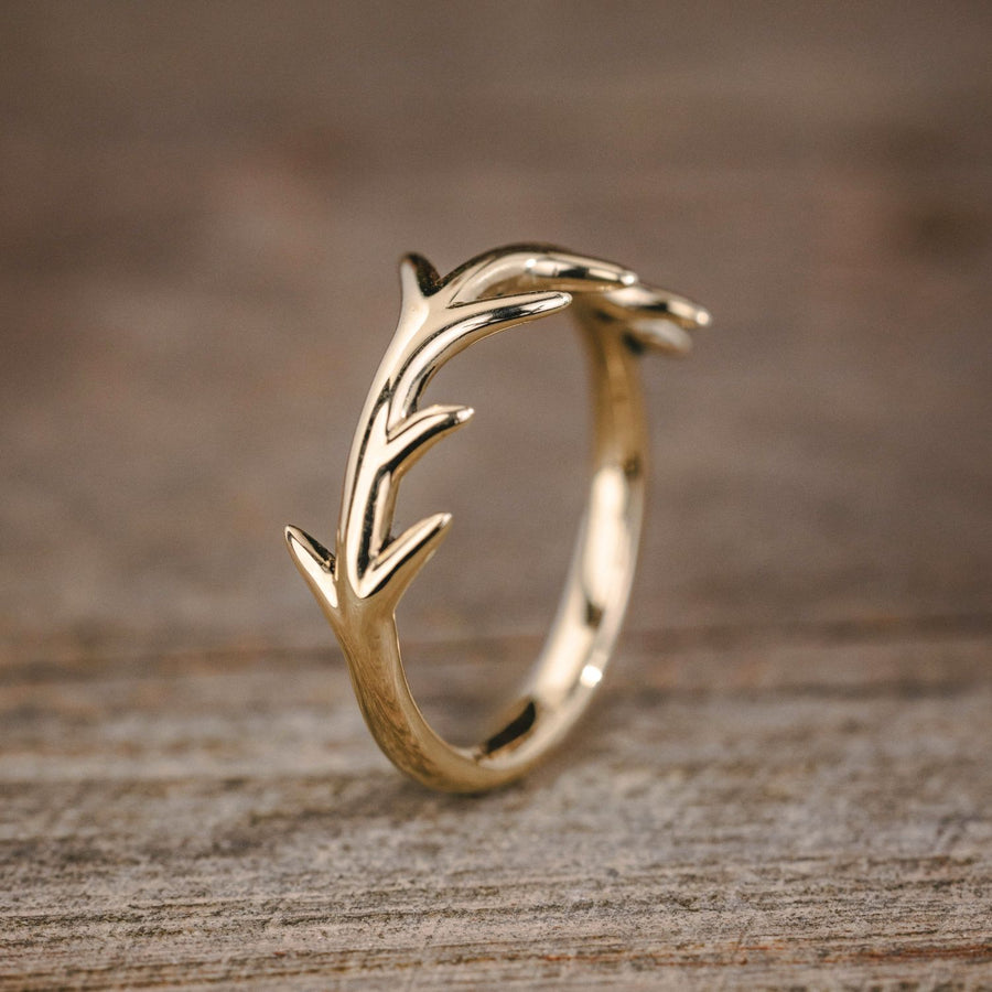 antler-inspired-womens-wedding-band-the-meadow-rustic-and-main