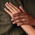 :: Shown in Men’s 8mm & Women’s 4mm Wide | Yellow Gold