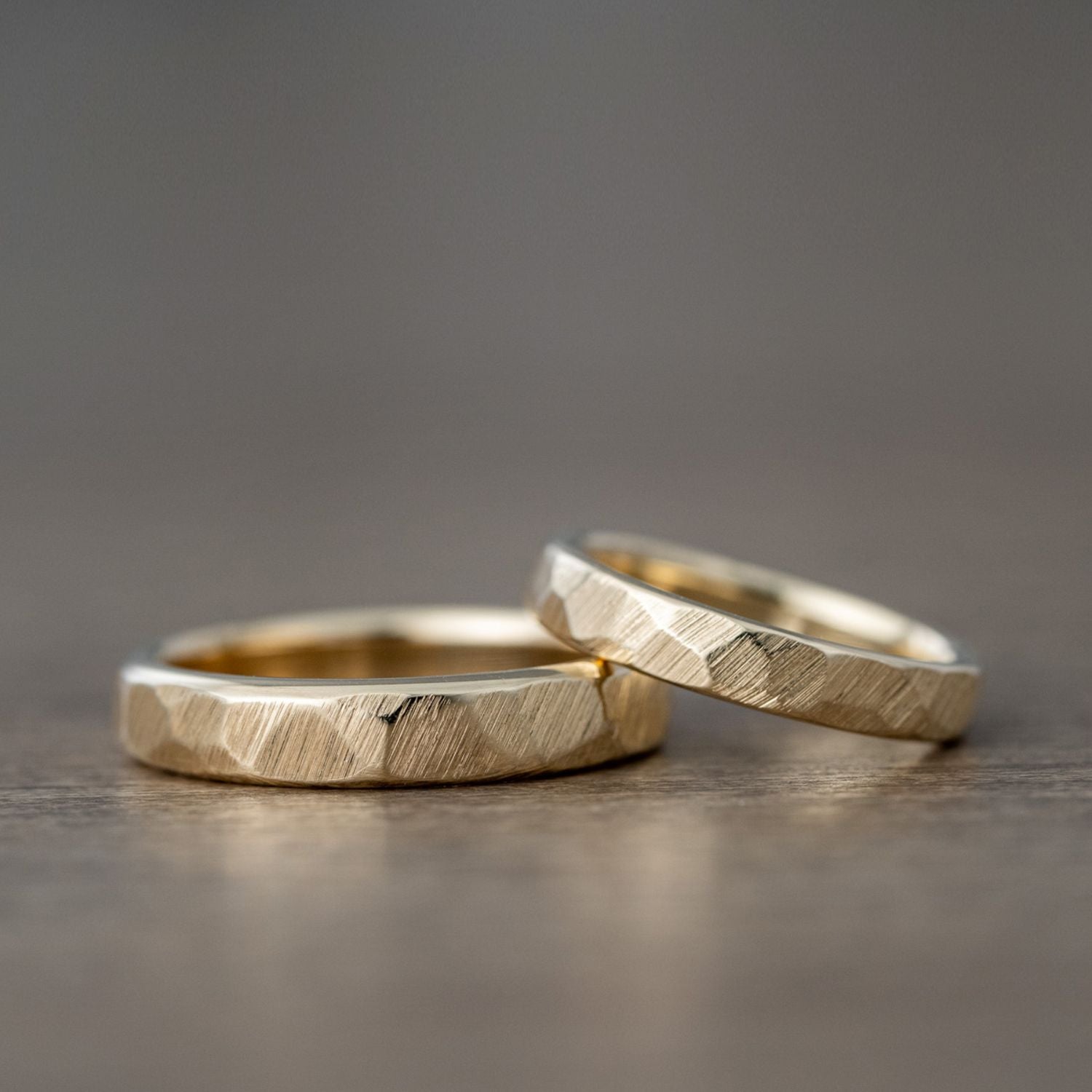 Square Finger Prints Wedding Gold Rings, Wedding Band Order On Finger