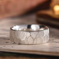 :: Shown in Men’s 8mm & Women’s 4mm Wide | Silver
