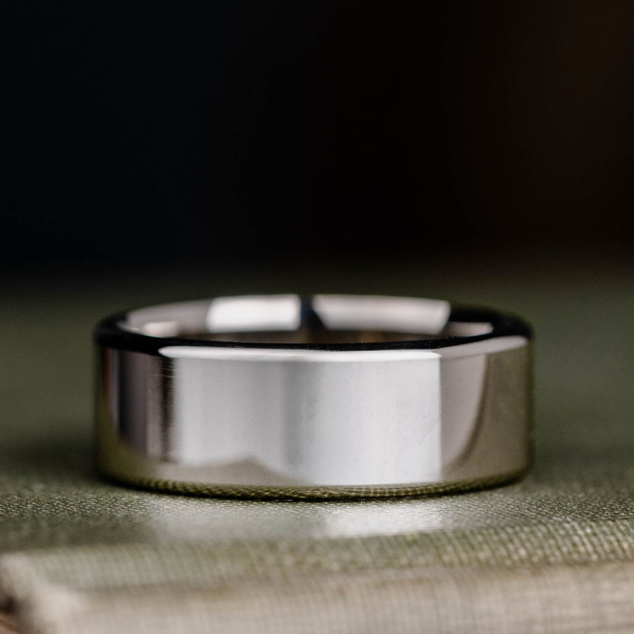 architect-mens-classic-white-gold-wedding-band