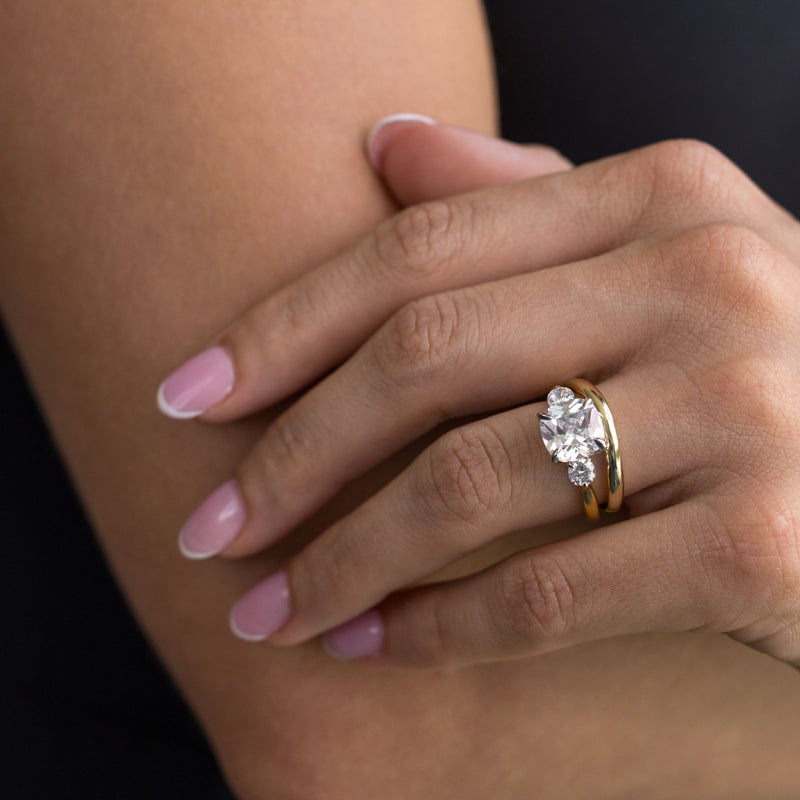 Cushion-Cut Diamond with Round Side Stones