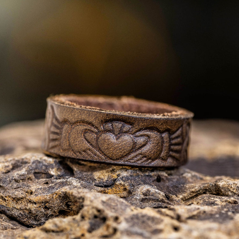 Irish Wedding Rings Claddagh Meaning Diamond Irish Claddagh Ring