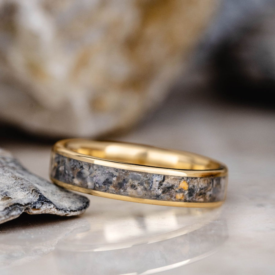 :: Shown in 4mm Wide | Yellow Gold