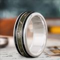 Custom Design - 3-Inlay Wide Center Ring -kvv53x