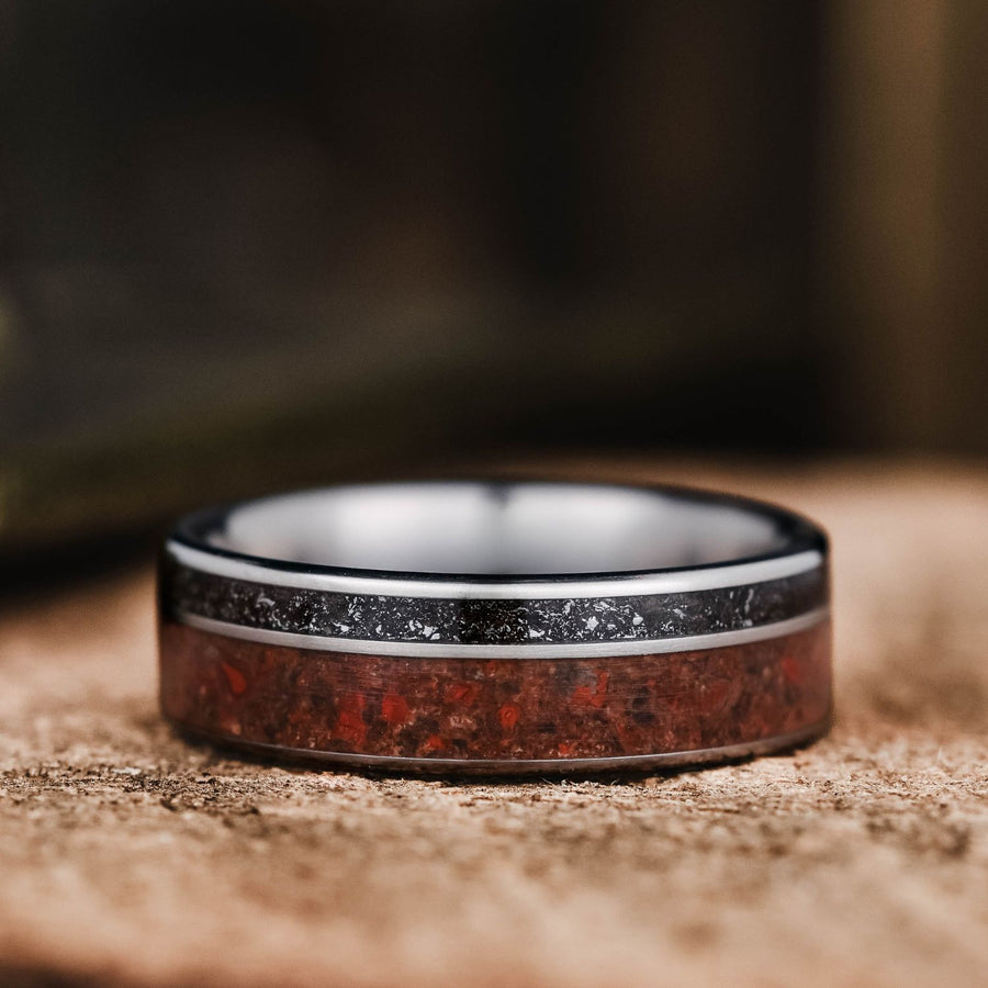 dinostar-mens-meteorite-dinosaur-bone-titanium-wedding-band