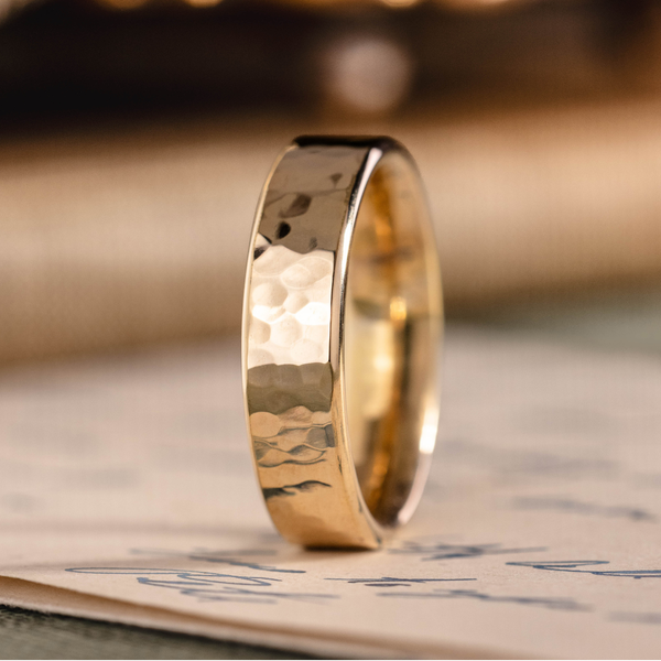 :: Shown in 4mm Wide | Yellow Gold