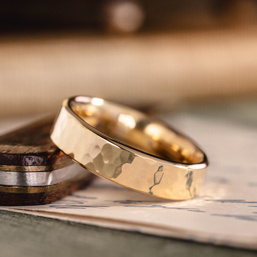 :: Shown in 4mm Wide | Yellow Gold