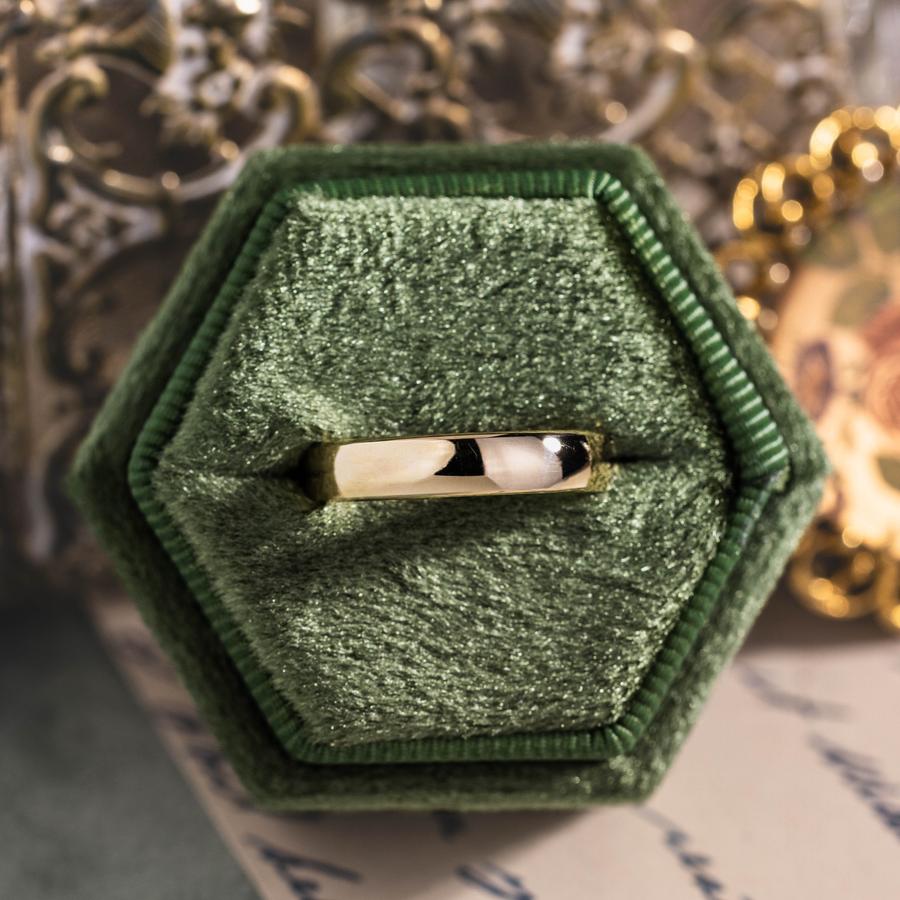 :: Shown in 4mm Wide | Yellow Gold
