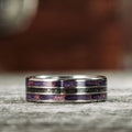 field-to-sky-womens-titanium-wedding-band-with-meteorite-dust-and-flowers