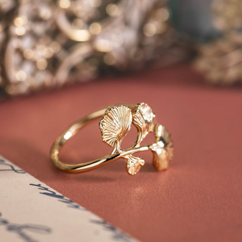 gold-ginkgo-ring-the-bellwyn-rustic-and-main