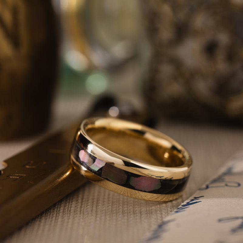 in-stock-the-dark-tide-mens-10k-yellow-gold-wedding-band-black-mother-of-pearl-size-9-25-7mm-wide_2
