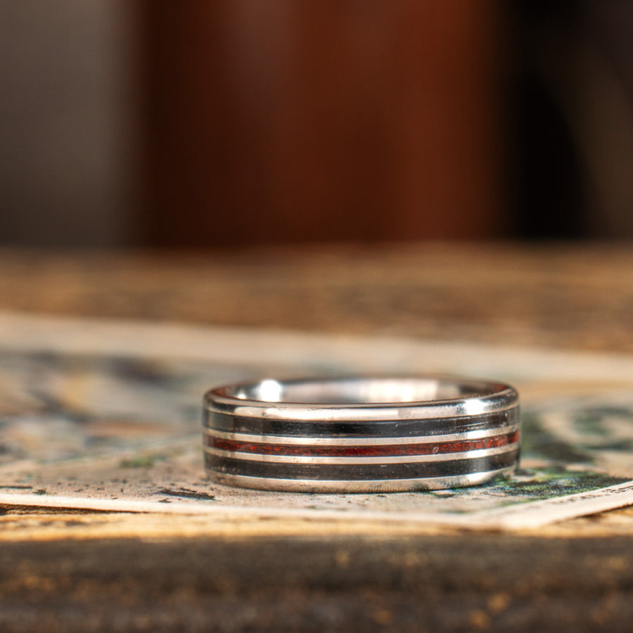in-stock-the-thin-red-line-mens-titanium-wedding-band-whiskey-barrel-red-line-size-8-6mm-wide