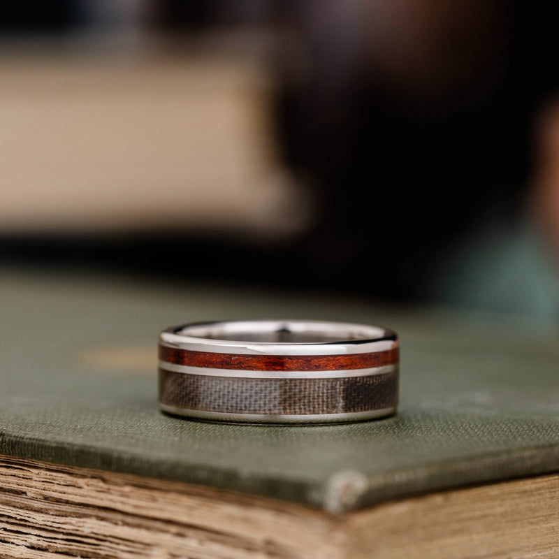 The Leatherneck in Silver | Men's Silver Wedding Band with Marine Desert MARPAT Uniform & Bloodwood Inlays