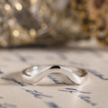 :: The Evie Contour Band | White Gold 