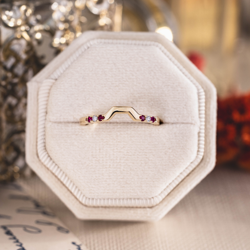 Ruby & Diamond Contour Band